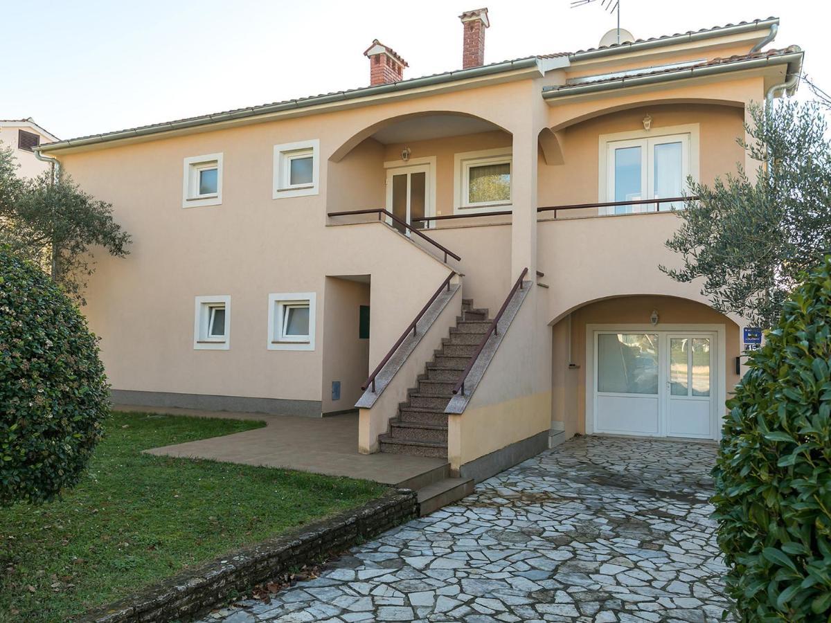 Tessa Apartment